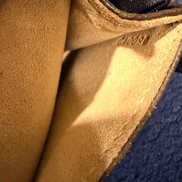 Louis Vuitton Monogram Pochette Twin PM with Removable Strap - Picture 7 of 13